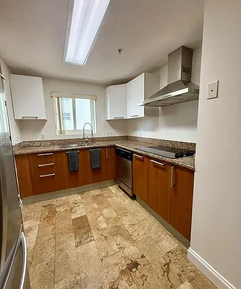 170 SE 14th St #1205 — Photo 8