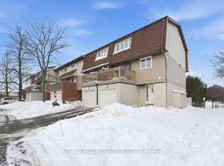 3205 Uplands Dr #8, Ottawa, ON K1V 9T4