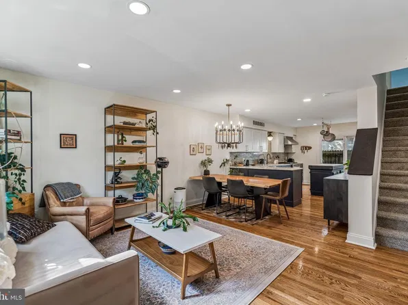 776 S Harshaw St, Philadelphia, PA 19146