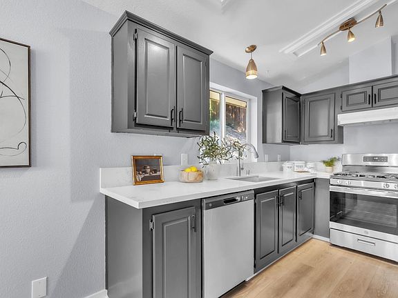 4th image of 103 Winder Rd