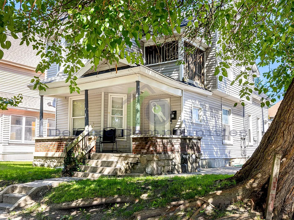 415 Graham St SW