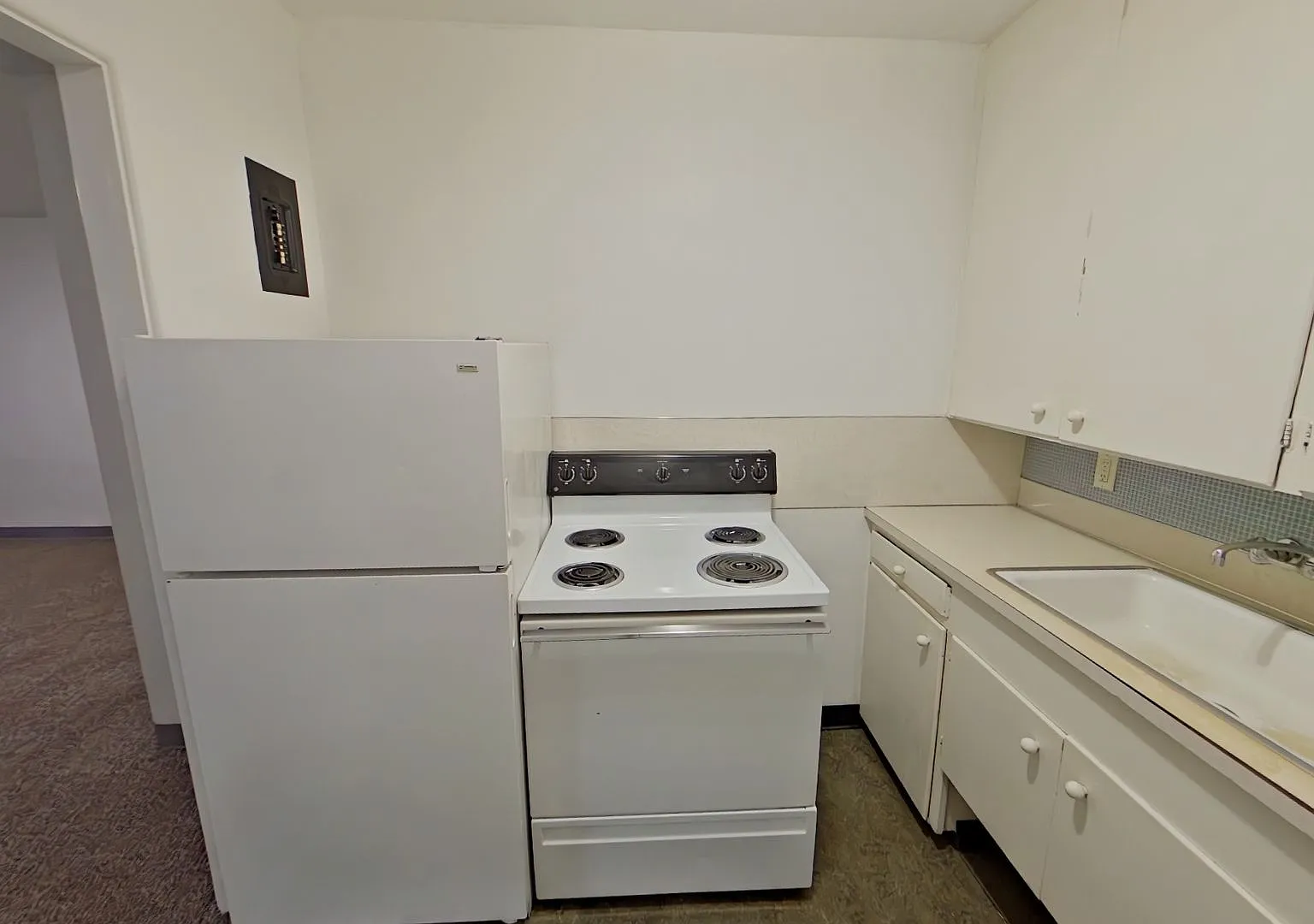 227 West 7th Ave — Photo 4