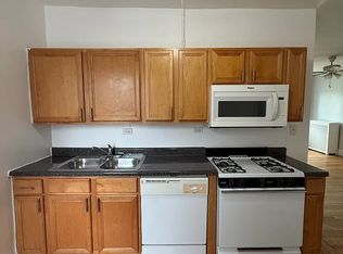3910 W Argyle St APT 3, Chicago, IL 60625