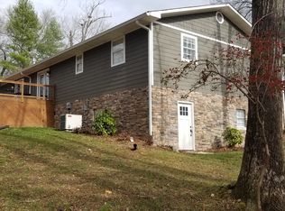 101 Dogwood Ln, Sweetwater, TN 37874