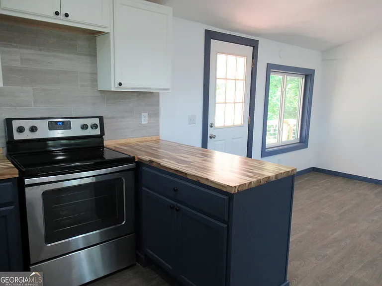1379 Sam Craven Rd — Photo 11