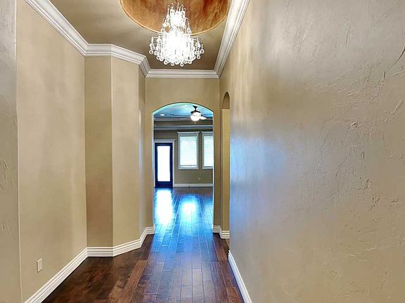 4th image of 7016 NW 161st St