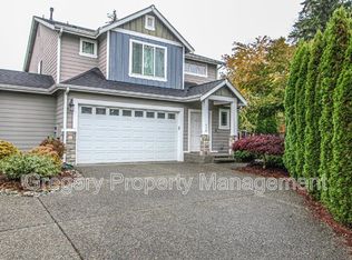 105 182nd Pl SW #B, Bothell, WA 98012