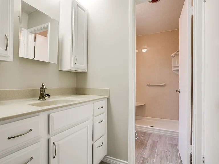 1308 Grinnell Dr — Photo 7