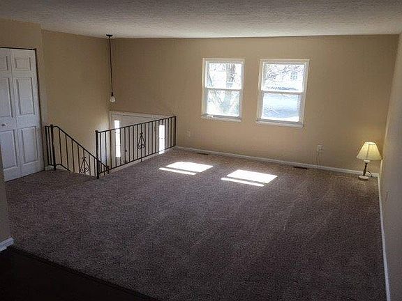 3rd image of 1460 Windward Dr