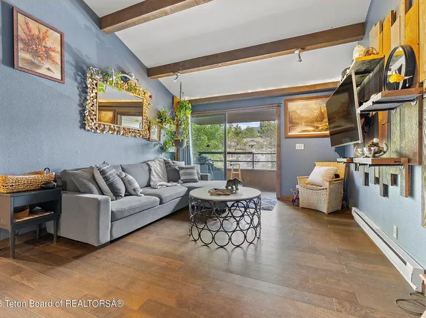 355 W Deloney Ave APT C-8, Jackson, WY 83001