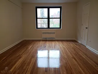 Rented by Hillel Realty Group