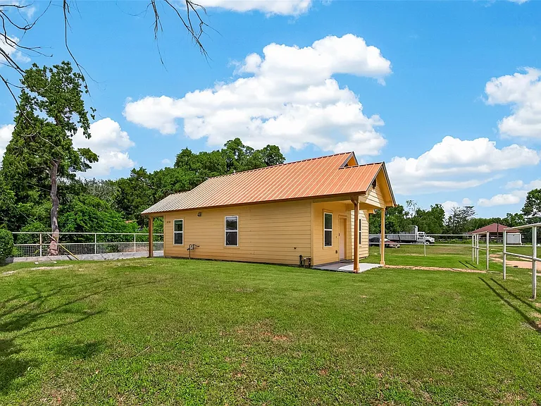 5220 Simsbrook Dr — Photo 2