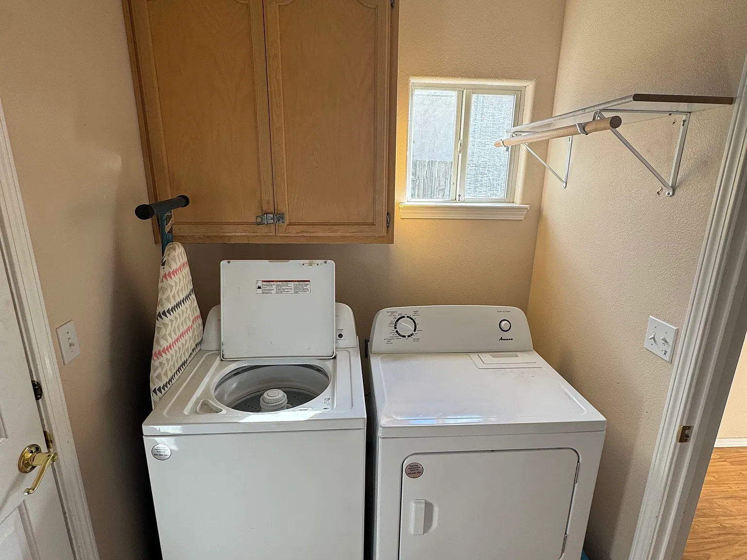 3 bed, 2.5 bath, 2020 sqft, $800 — Photo 4