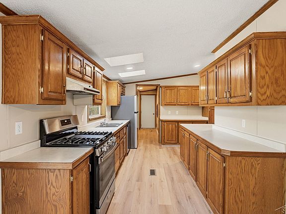 5th image of 2646 E Shearer Rd