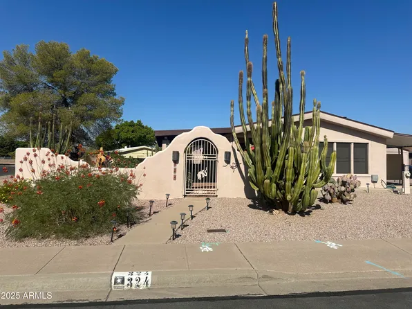 324 S ALVARO Circle, Mesa, AZ 85206