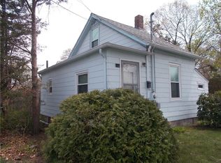 956 Sandy Ln, Warwick, RI 02889