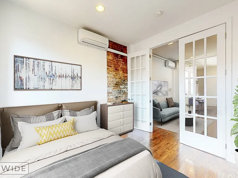10 Clermont Ave #4R — Photo 2