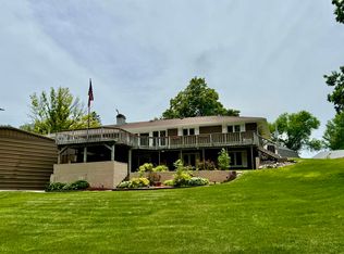 105 S Shore Dr, Brady, NE 69123