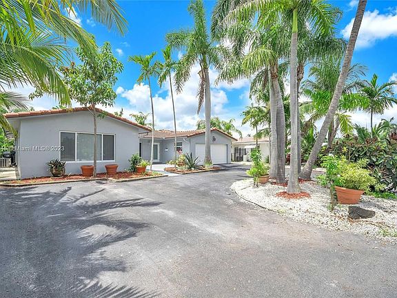 2nd image of 1732 NE 56th Ct #2