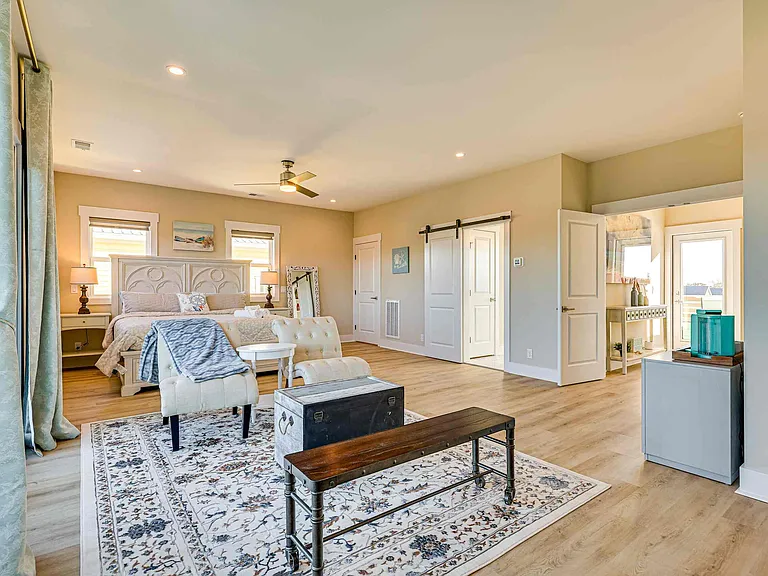 211 Annie Dr — Photo 14