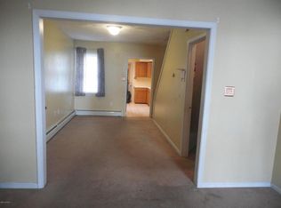 1116 W Walnut St, Coal Township, PA