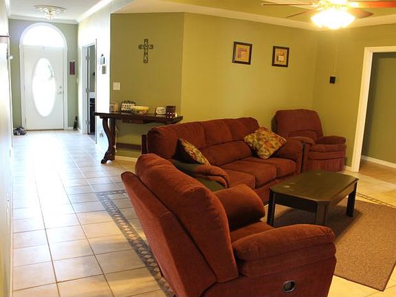 3rd image of 4369 Summerlin Dr