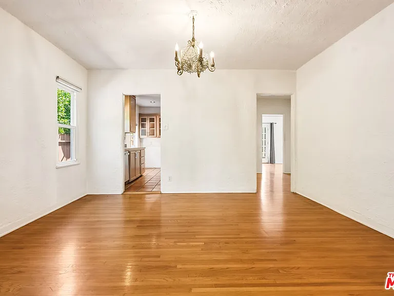 2613 Cloverfield Blvd — Photo 8