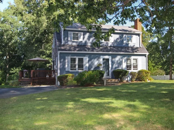 99 Brentwood Cir, Plymouth, MA 02360