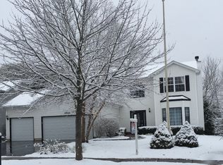 1510 Arquilla Dr, Algonquin, IL 60102