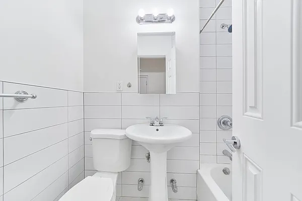 Rented by Living New York | media 6