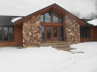 19 Mohawk Dr, South Barrington, IL 60010