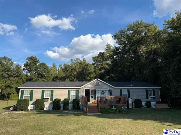 532 Sandy Hill Dr, Dillon, SC 29536