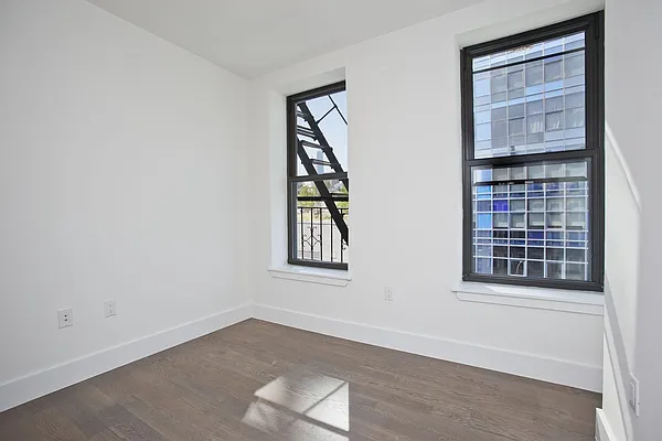 Rented by REAL New York | media 12