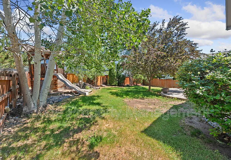 2214 Andrews St — Photo 30