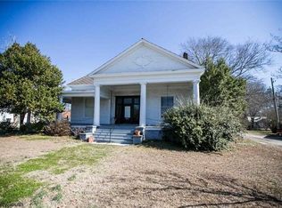 801 Geneva St, Opelika, AL 36801