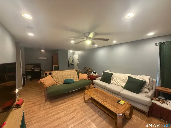 206 Woodland Drive #206, Cromwell, CT 06416