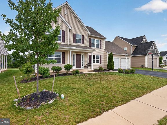2nd image of 387 Reserve Ln