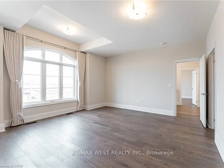 119 Jay St — Photo 18