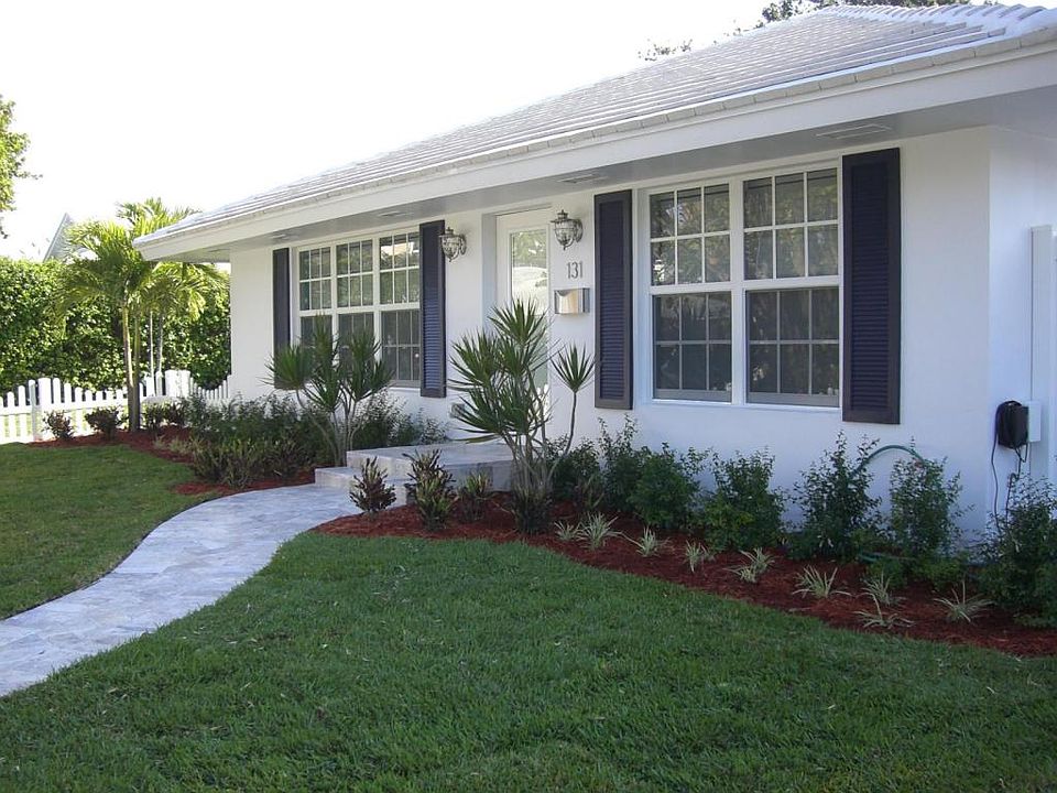 1st image of 131 Venetian Dr
