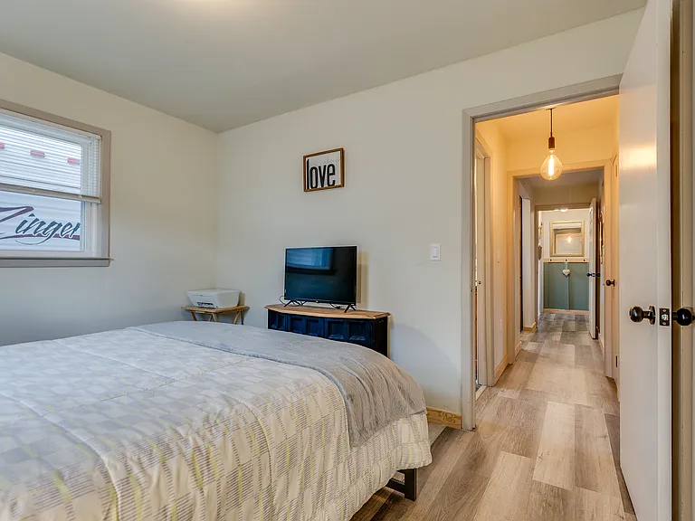 2104 Miller Ln — Photo 19