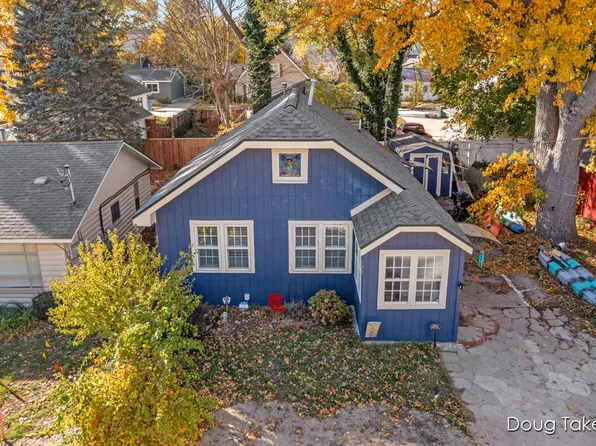 209 Rex Ave, Spring Lake, MI 49456