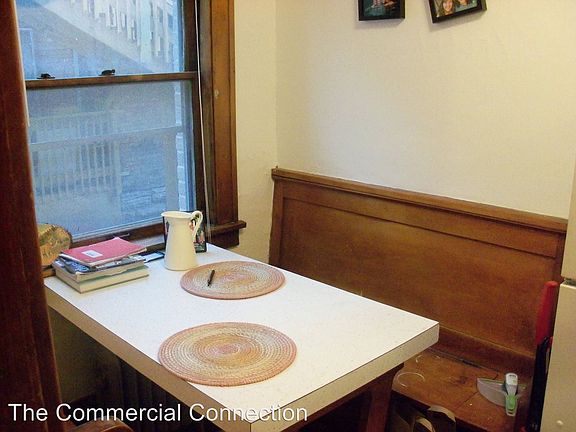5th image of 2507 Nicollet Ave APT 14