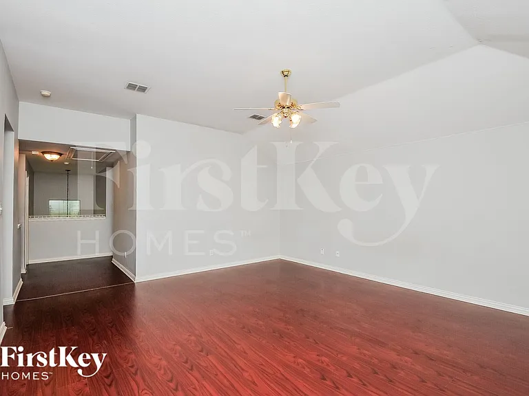 8312 Tribute Ln — Photo 8