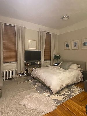 3rd image of 51 Morton St APT 4B