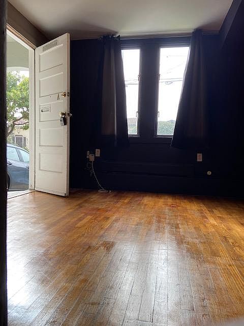 1st image of 654 Mangels Ave #A