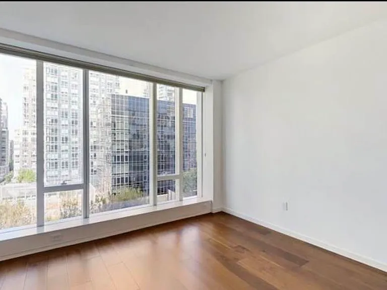1 W End Ave #8K — Photo 3