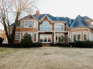 19240 Peninsula Shores Dr, Cornelius, NC 28031