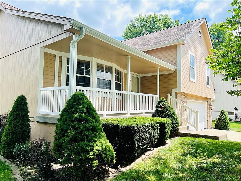 3705 SW Harbor Cir, Lees Summit, MO 64082 Zillow