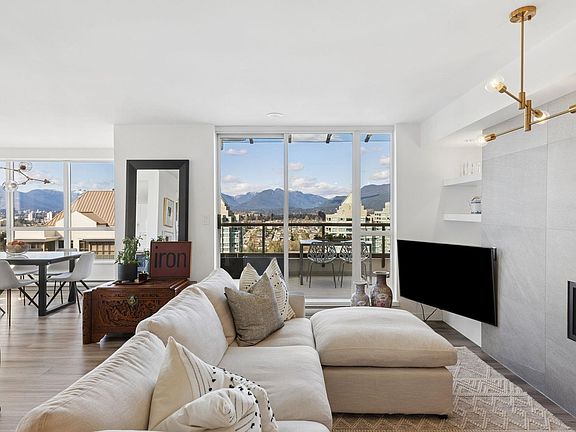 4th image of 2138 Madison Ave #3203