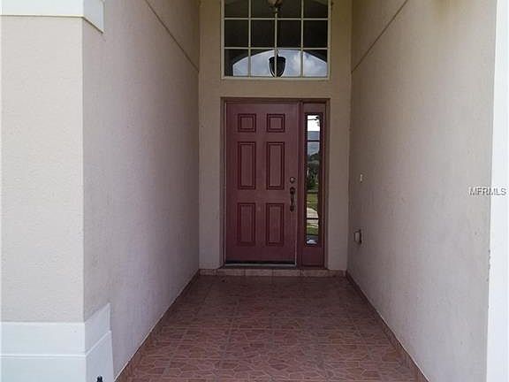 2nd image of 717 Stonewyk Way